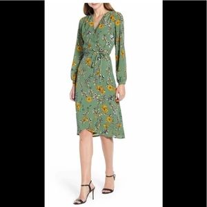 Nwot Cupcakes And Cashmere Alaura Floral Wrap Dress